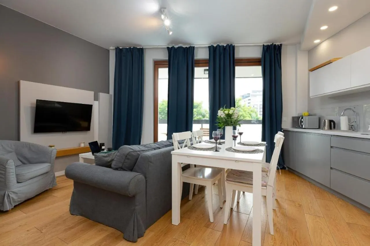 Modern Apartment With Balcony Near Hilton Warsaw